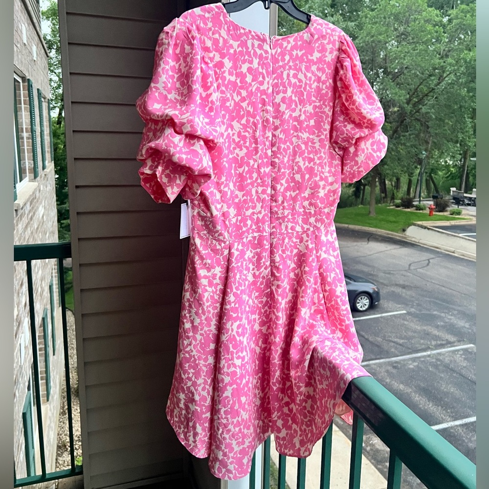 🆕 STATE Pink Glow Willow Wisps V-Neck Mini Dress with Ruffle Sleeves L - Picture 4 of 12